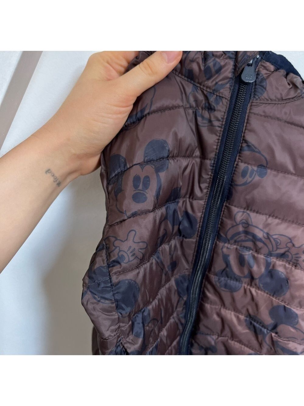 GAP Kids Brown Puffer Jacket‎ with Mickey Design - Picture 2 of 4